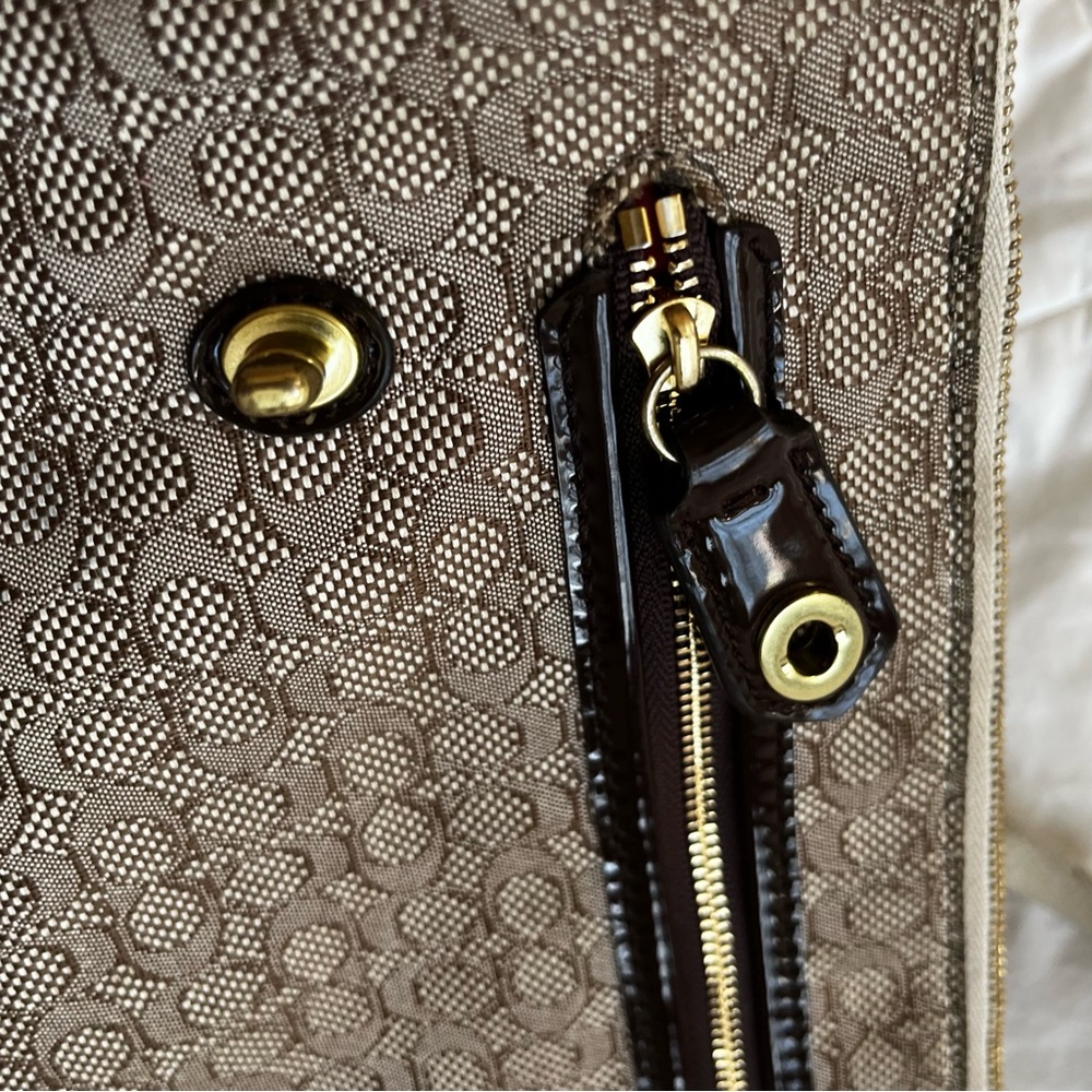VINTAGE COACH FLAT ZIPPER CROSSBODY BAG - Picture 7 of 9